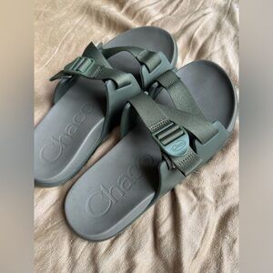 Chaco’s Chillos Slide Sandal size 9 Men’s.